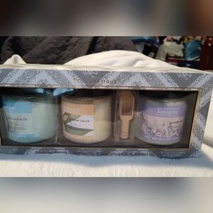 NEW! Spa Luxetique Bath Salts Gift Set